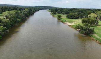 7074 Cherokee Trl, Weatherford, TX 76085
