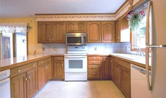 22 GROVE Ave, North Providence, RI 02911