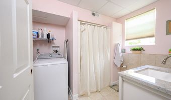 89 Block St, Abington, MA 02351