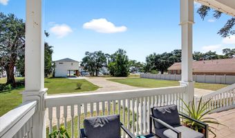 1611 Glenn Swetman St, Biloxi, MS 39530
