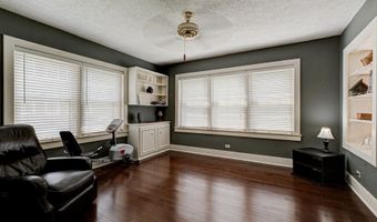 916 Audubon Pkwy, Audubon Park, KY 40213