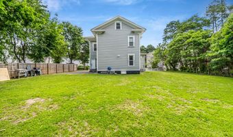19 Lester St, Ansonia, CT 06401