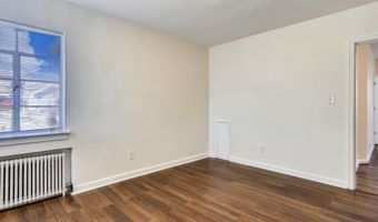 2502 LANGSTON Blvd 2, Arlington, VA 22201