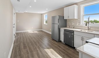 3022 E FAYETTE St A, Baltimore, MD 21224