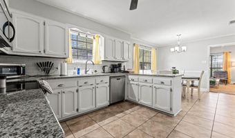 759 Fountain View Dr, Baton Rouge, LA 70820
