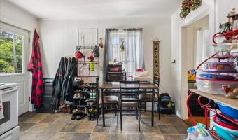 7 Farwell St, Barre, VT 05641