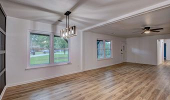 996 Hacienda Dr, Benton, AR 72019