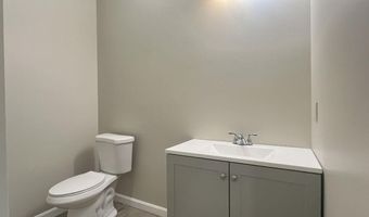 10 W Bates St, Auburn, ME 04210