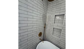 960 CAMP BRANCH Rd, Alabaster, AL 35007