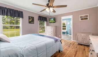 14231 Dykeland Rd, Amelia Court House, VA 23002