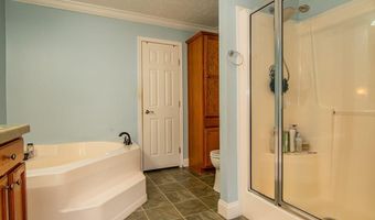 86 Arbor Dr, Roanoke Rapids, NC 27870