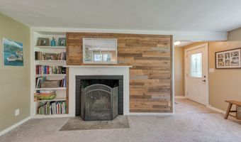 99 Lincoln St, Berlin, CT 06037