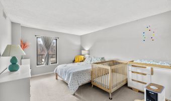 4500 S FOUR MILE RUN Dr 222, Arlington, VA 22204