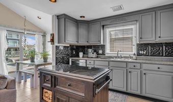 215 Pine Dr, Bayville, NJ 08721