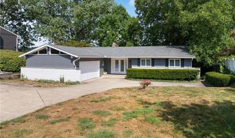 3673 ACE Dr, Akron, OH 44319