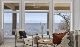 371 Narrow Shore Rd, Aydlett, NC 27916