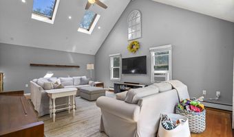 9 Meridien Way, Billerica, MA 01821