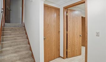 8681 144th Street Ct, Apple Valley, MN 55124