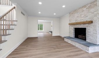 121 S COLTS NECK Way, Hockessin, DE 19707