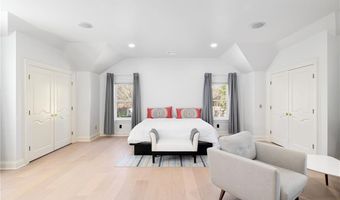 35 River Run, East Greenwich, RI 02818