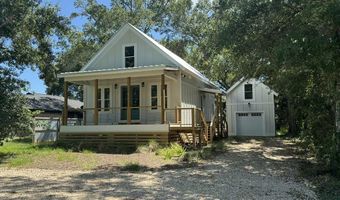 216 15th St, Apalachicola, FL 32320
