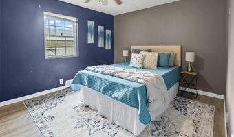 2405 Woodcrest Dr, Alton, IL 62002