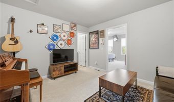 351 Champion Way Dr, Ballwin, MO 63011