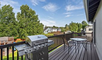 7821 Charlotte Cir, Anchorage, AK 99502
