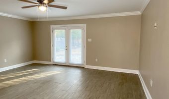 10741 Carmel Dr, Baton Rouge, LA 70818