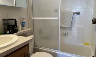 21284 W IRON EAGLE Dr .347, Congress, AZ 85332