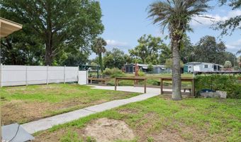 13602 PALM Dr, Astatula, FL 34705
