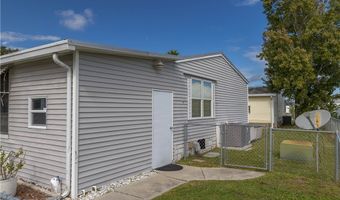 610 Wedelia Dr, Barefoot Bay, FL 32976