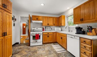 124 Allenhurst Rd, Amherst, NY 14226