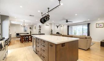 10162 Sierra Madre Rd, Spring Valley, CA 91977