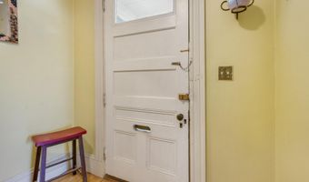 26 Jefferson St, Bangor, ME 04401