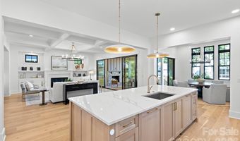 2425 Lola Ave, Charlotte, NC 28205