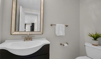 10 San Mateo Ct, Amherst, NY 14051