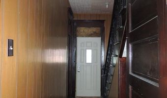 401 S Third St, Altamont, IL 62411
