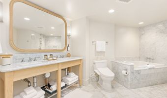 223 Saratoga Rd 2205, Honolulu, HI 96815