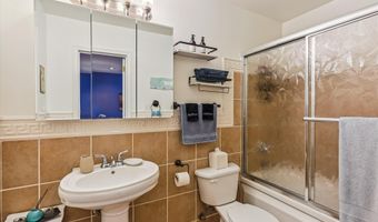 9201 LAUREL OAK Dr, Bethesda, MD 20817