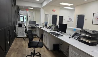 350 W North Ave, Addison, IL 60101