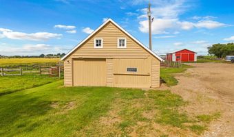 3155 387th Ave, Aberdeen, SD 57401