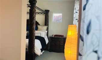 5721 SILVER SUN Dr, Apollo Beach, FL 33572