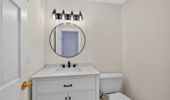 128 Parker St 3C, Acton, MA 01720