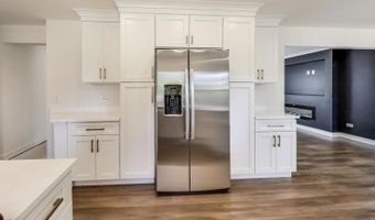 6 S Donald Ave, Arlington Heights, IL 60004