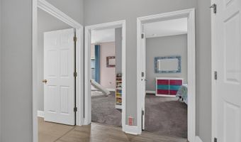 7322 PARADISO Dr, Apollo Beach, FL 33572