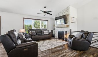 2660 W FALLEN OAK Dr, Appleton, WI 54913