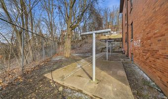 111-121 Locust St, Ambridge, PA 15003