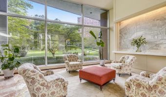 4201 CATHEDRAL Ave NW #222W, Washington, DC 20016