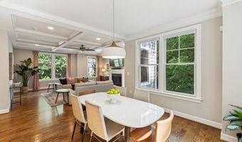 2354 N QUEBEC St, Arlington, VA 22207
